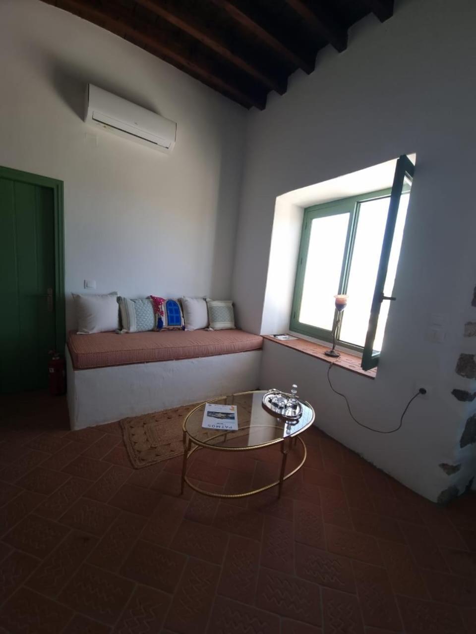 Traditional Studio Chora Patmos Exterior foto